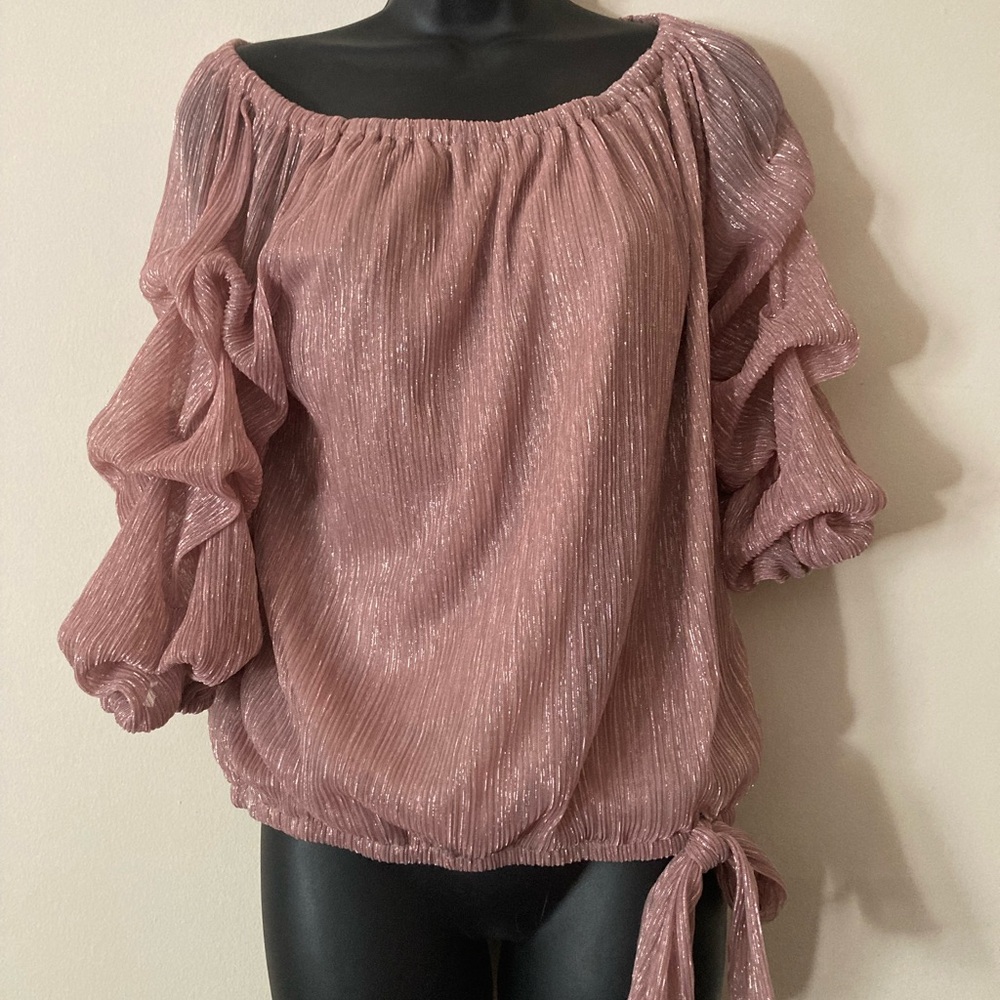 Women’s dress top
